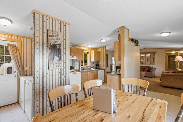 Maison | Coin séjour | Télévision à écran plat de 46 pouces avec chaînes par satellite