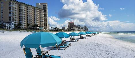 In Strandnähe, Liegestühle