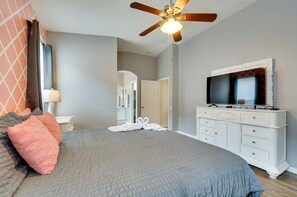 4 habitaciones, escritorio, tabla de planchar con plancha y wifi gratis