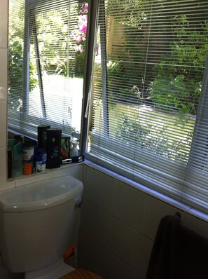 Douche, bidet