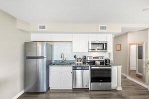Fridge, microwave, oven, stovetop - Sandcastle Condominiums Unit 314  (Port Aransas)