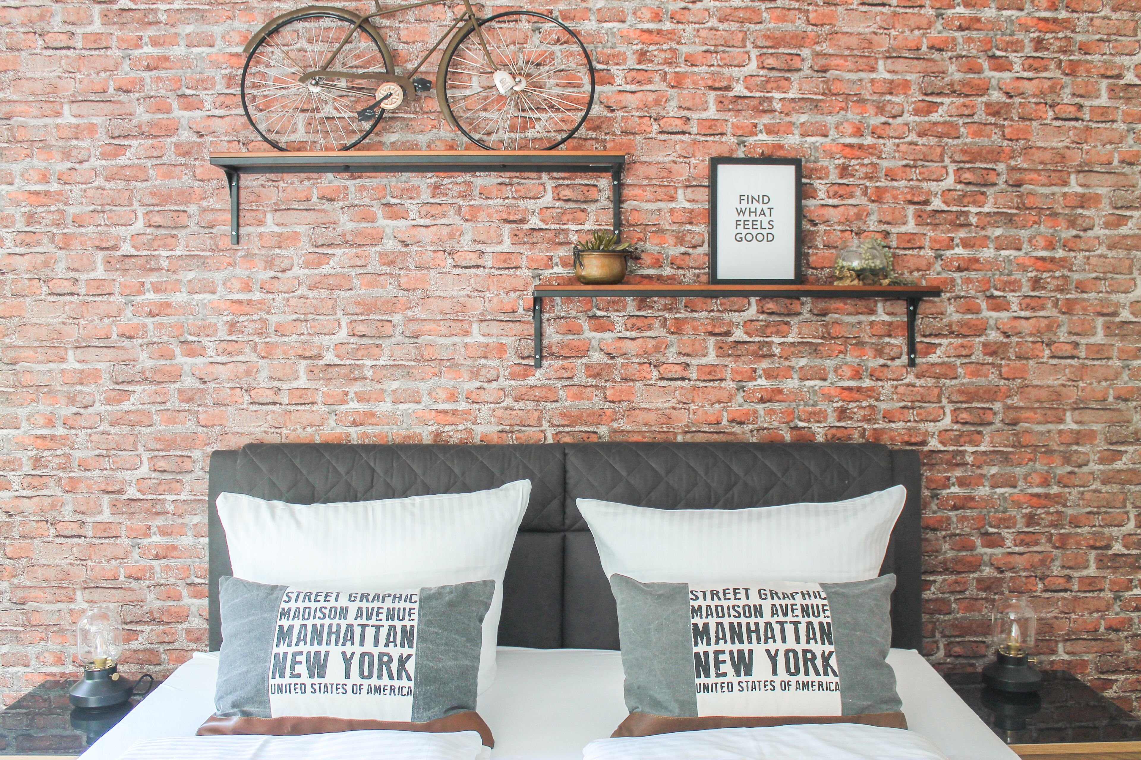 New York style, close to the center with parking