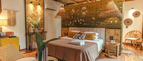 Exclusive Double Room, 1 King Bed, Private Pool, Garden View