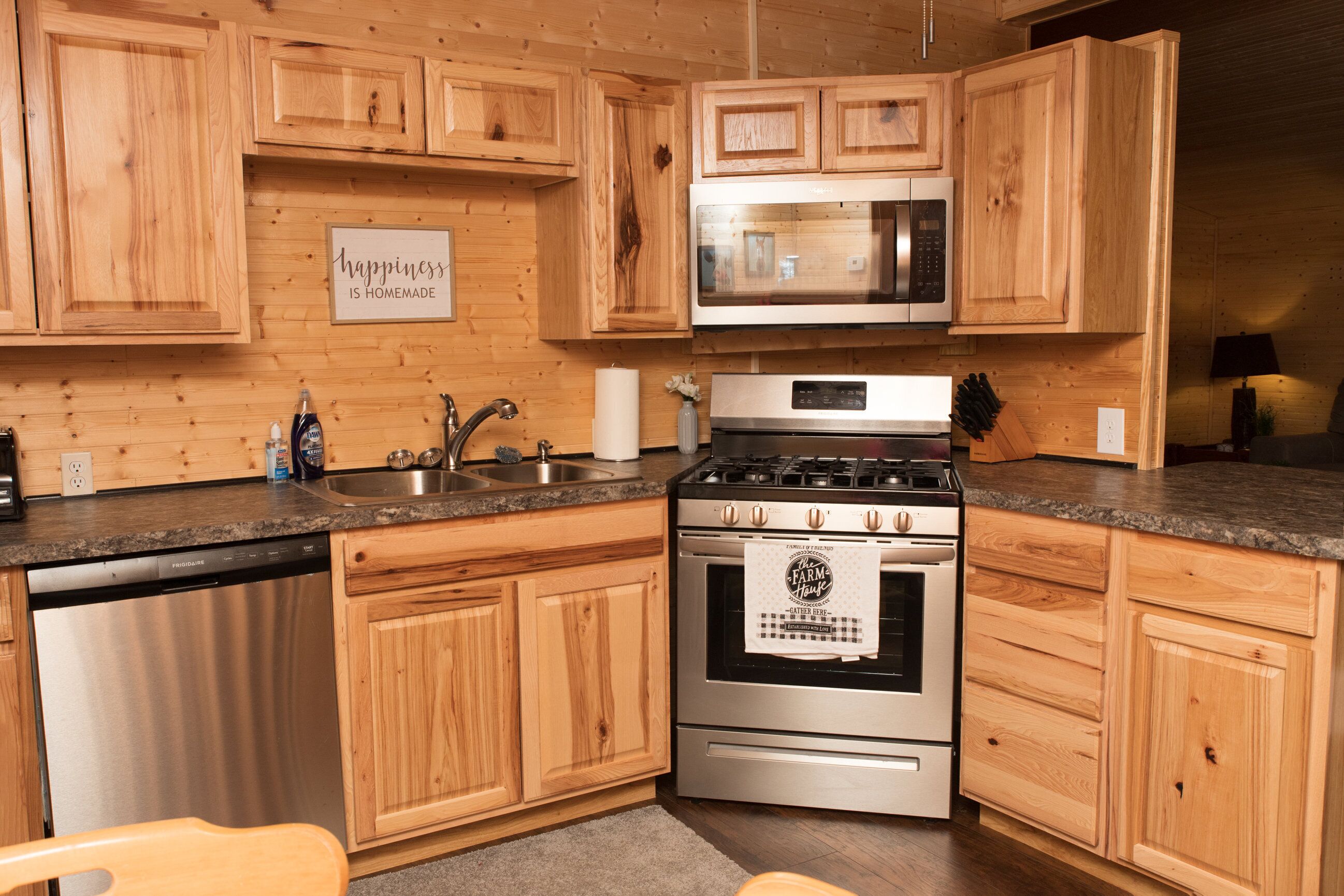 Coaches' Cabin at Ramp 11 Retreat by Concord Sun