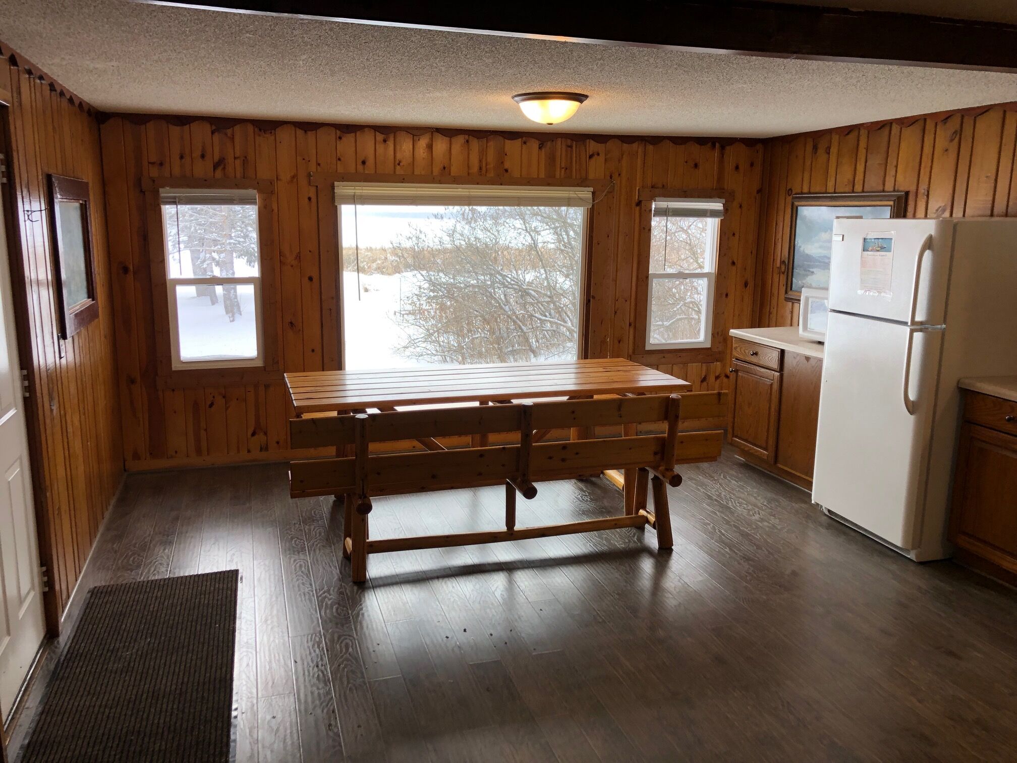 Cabin 2 Lakefront Screen Patio Family/Pet Friendly Dock Fishing Resort Amenities