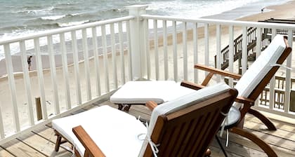 Oceanfront Luxury Awaits – “The Coconut” at 1238 New River Inlet Road