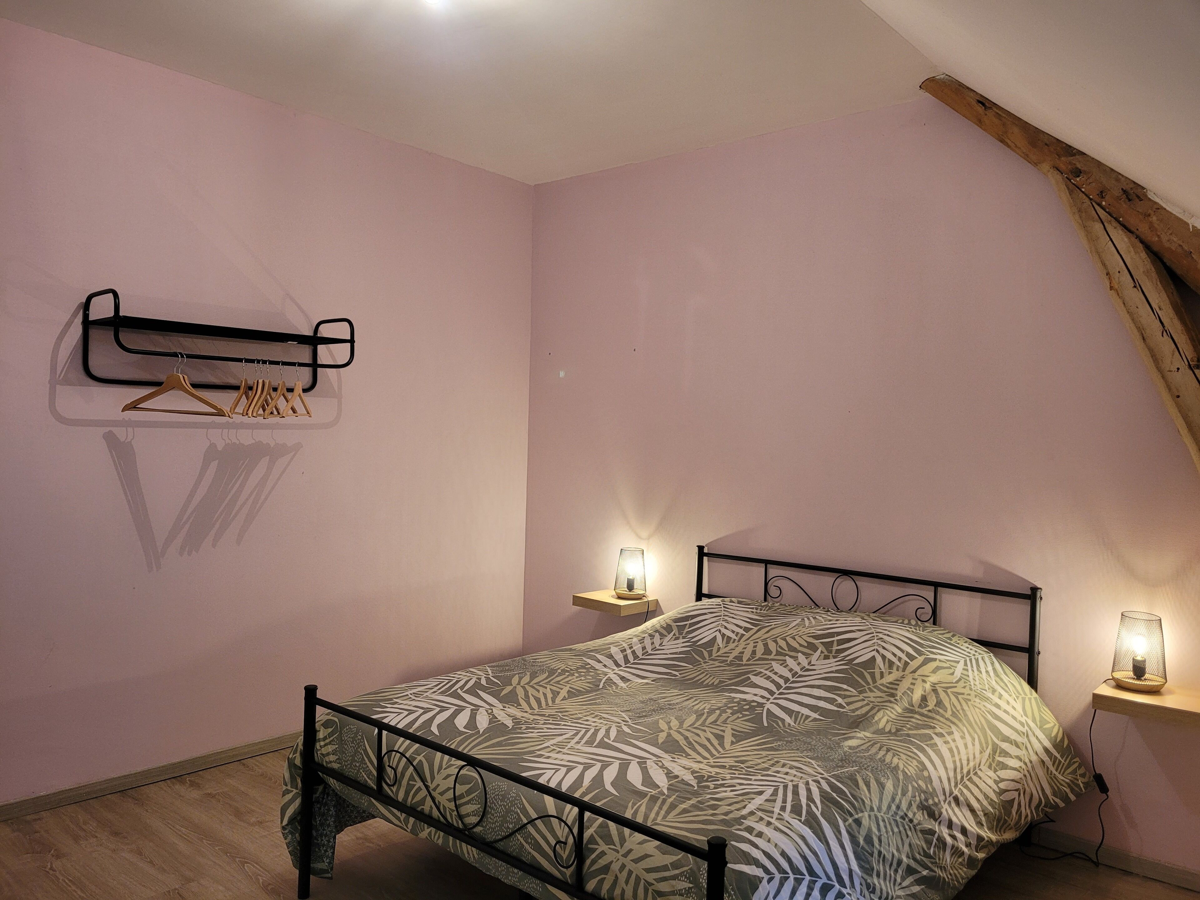 Country house "A nest for the night" (pets welcome!)