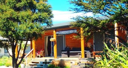 Lakefront Fantail House