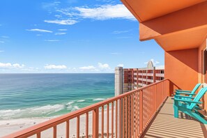 Property grounds - Penthouse With Beautiful Beach Views! 1 Bedroom, 2 Bathroom Penthouse! (Panama City Beach)