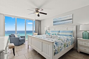 Condo, várias camas, vista para o oceano (Long Beach Resort 2-901) | 3 quartos, individualmente decorados, individualmente mobiliados
