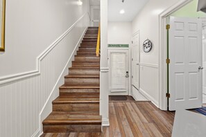 Interior - Next To Pier Park! Steps From the Beach! Dog-friendly! Pool! (Panama City Beach)