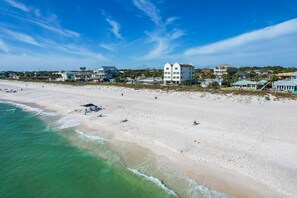 On the beach - 13223 Oleander Dr The Barefoot Princess (Panama City Beach)