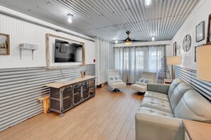 House, Multiple Beds, Patio, Beach View | Living room - 13223 Oleander Dr The Barefoot Princess (Panama City Beach)