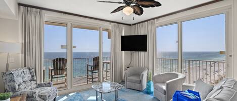 Appart'hÎtel, plusieurs lits, balcon, vue océan | Coin séjour