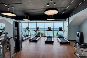 Fitness facility - Gulf Front! 2 BR 2 BA! 11th Floor Condo + Condo Amenities! (Panama City Beach)