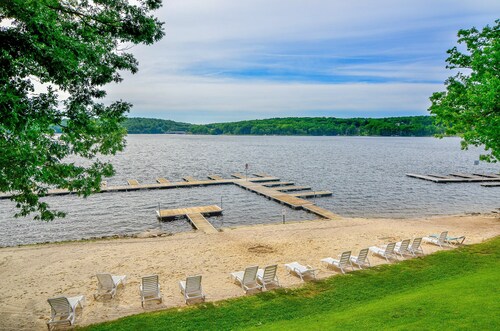 Will O' The Wisp: 203A Efficiency/One Bath