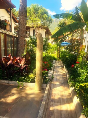 Literie de qualité supérieure, Wi-Fi gratuit, draps fournis