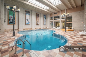 Inomhuspool och uppvärmd pool