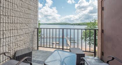 Will O' The Wisp: 502F Three Bedroom/Two Bath