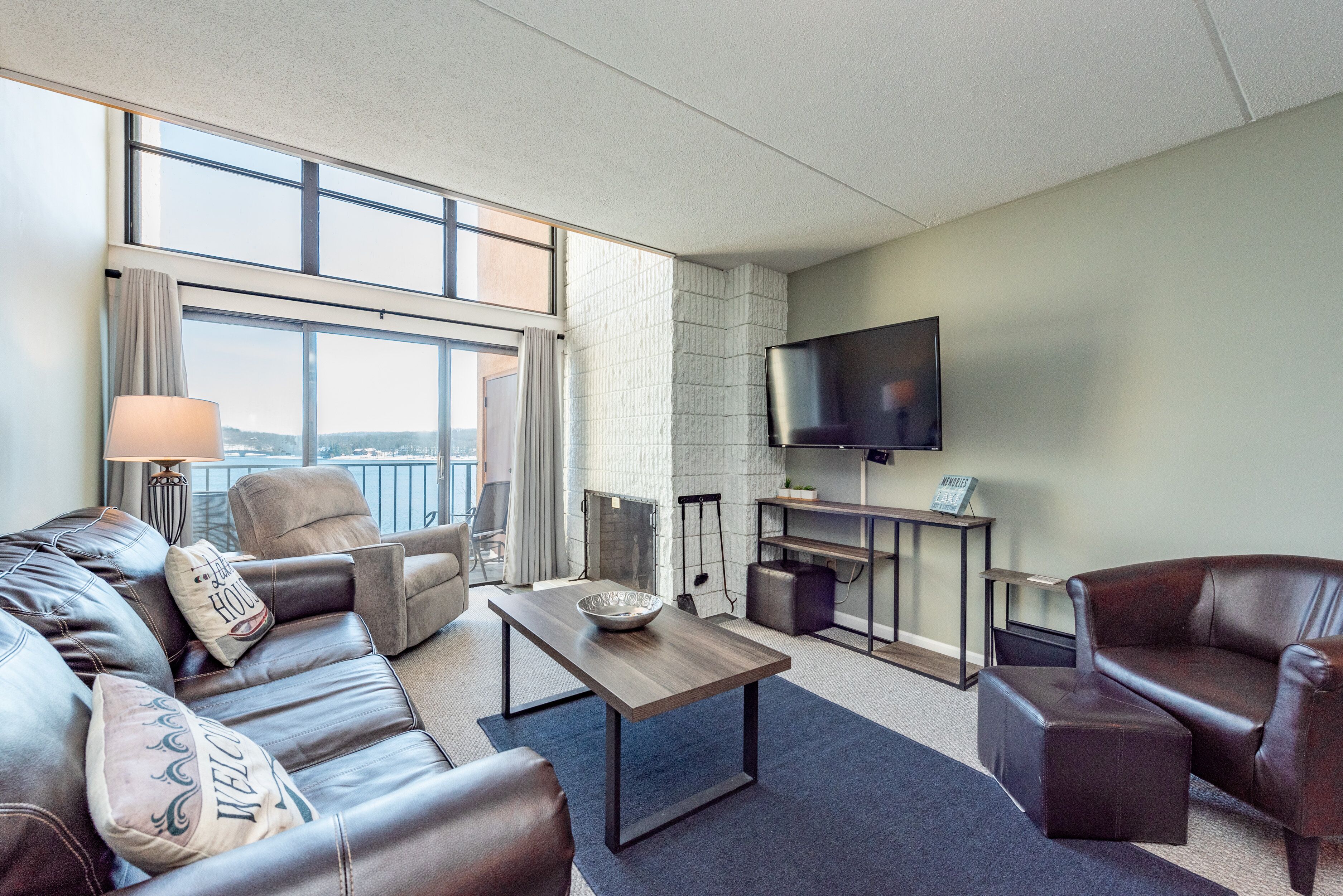 TV, fireplace, video games, DVD player