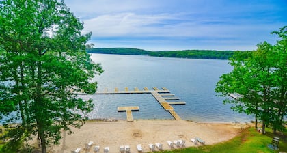 Will O' The Wisp: 504F Three Bedroom/Two Bath