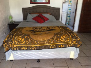 5 Schlafzimmer, Bügeleisen/Bügelbrett, WLAN, Bettwäsche