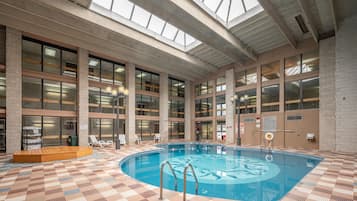 Piscine couverte, piscine chauffée