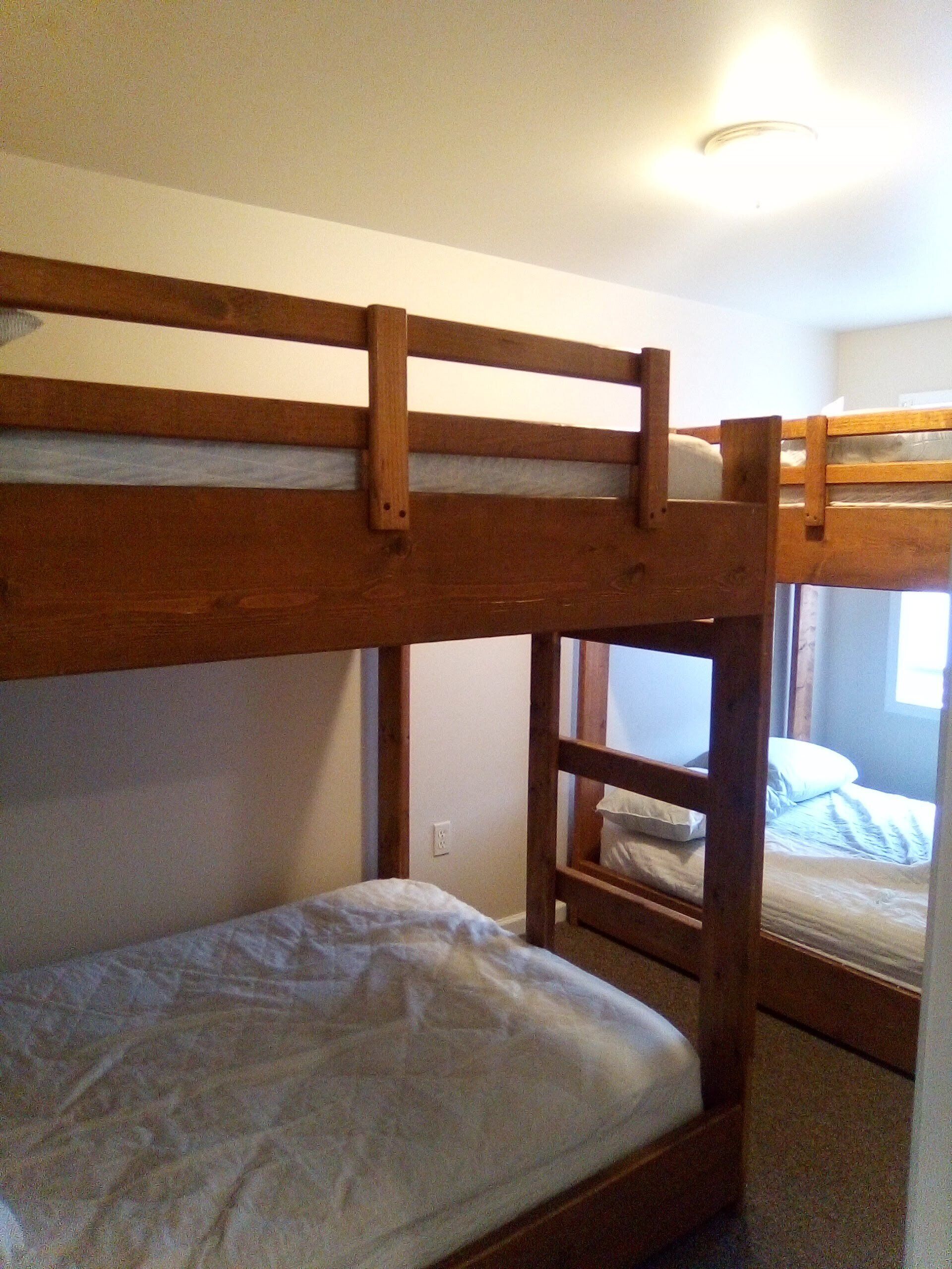 quiet mountain home in Juniata County