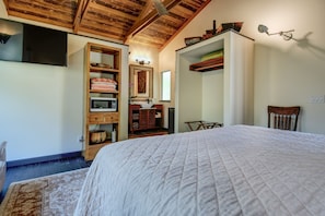 1 quarto, berço de viagem, Wi-Fi de cortesia, roupa de cama