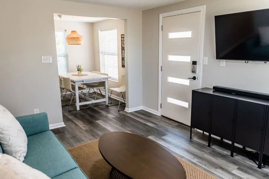 Cottage At Kingspoint *Newly Renovated*