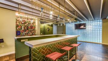 Bar (en el alojamiento)