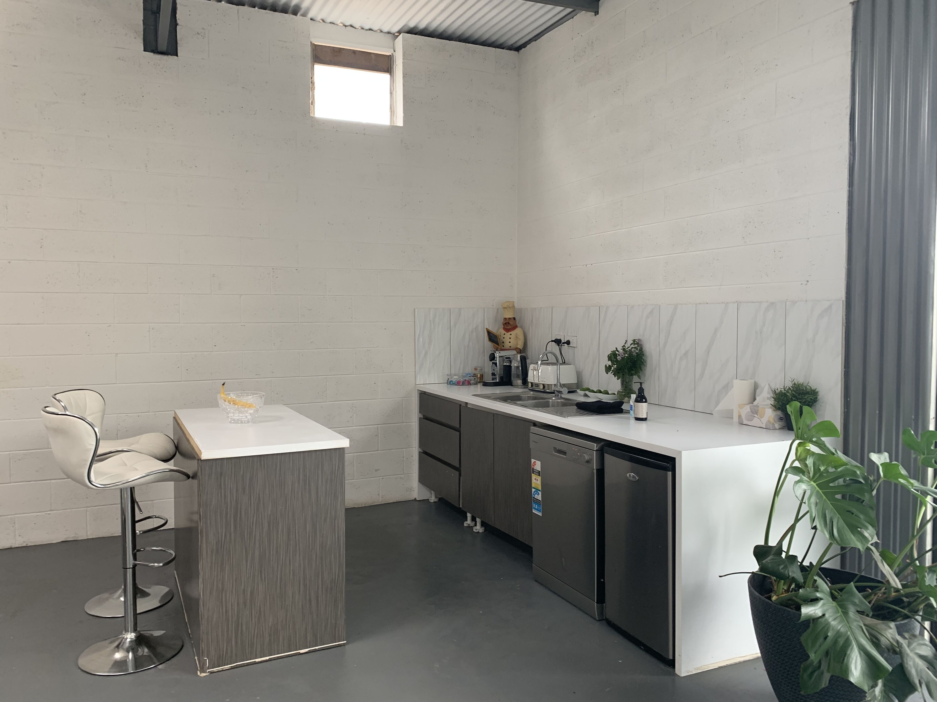 Funky large studio on Strathalbyn