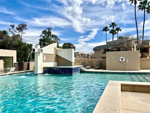 Contemporary Condo with Private Garden Patio and Pool Access