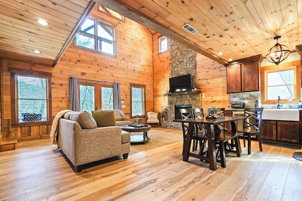 Smart-TV, Kamin, TischfuĂball