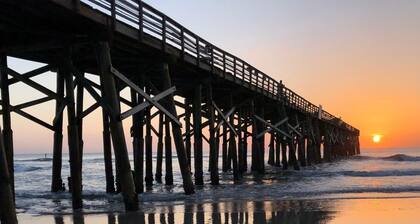 New listing, 1 block from our beautiful new beach!