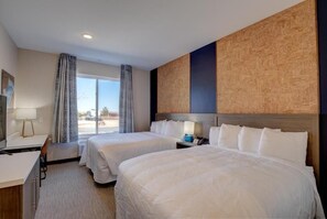 Comfort Double or Twin Room | Memory-foam beds, desk, laptop workspace, iron/ironing board