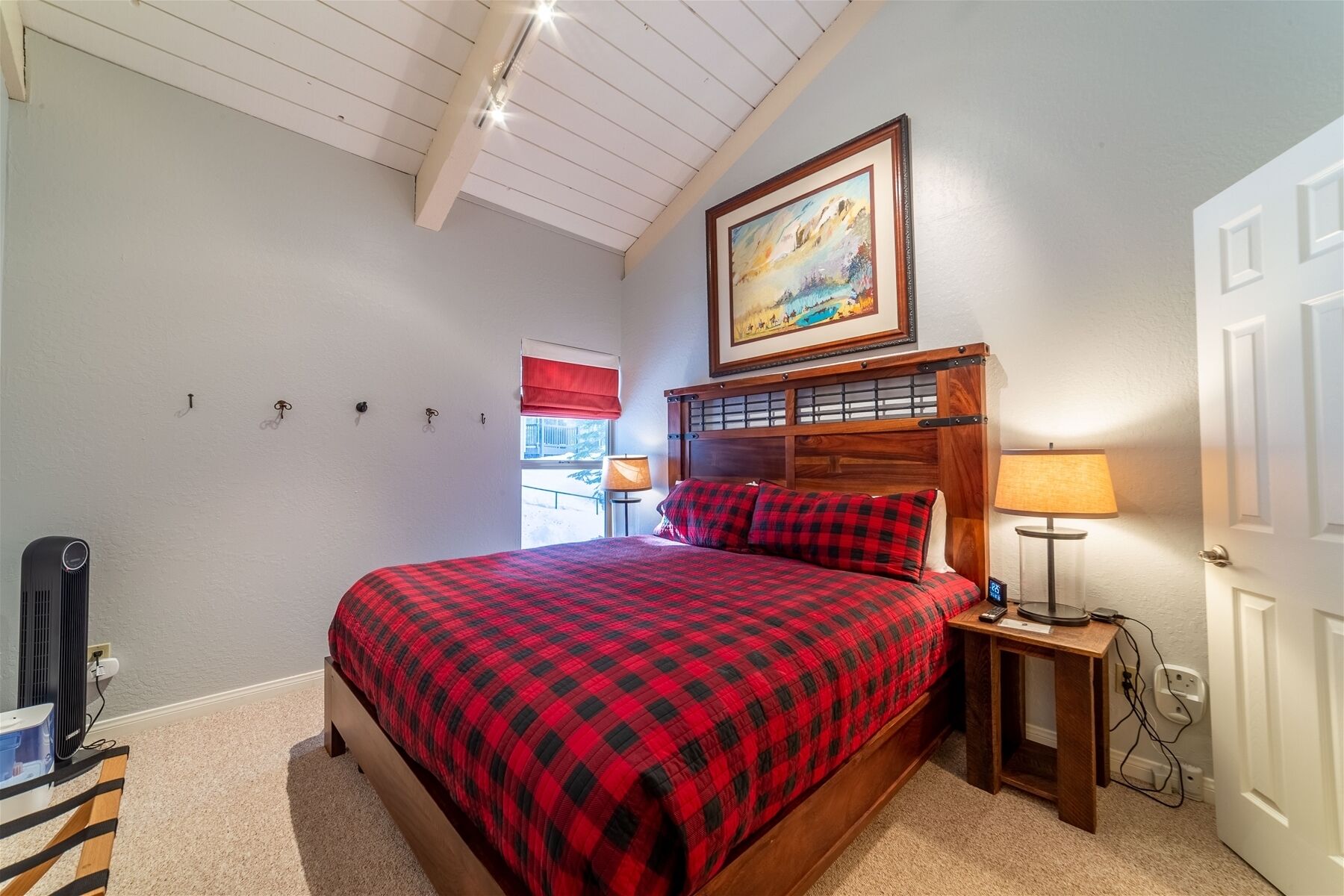 Chamonix A#10: Mammoth Condo Rental Near Canyon Lodge / WIFI Internet Access: