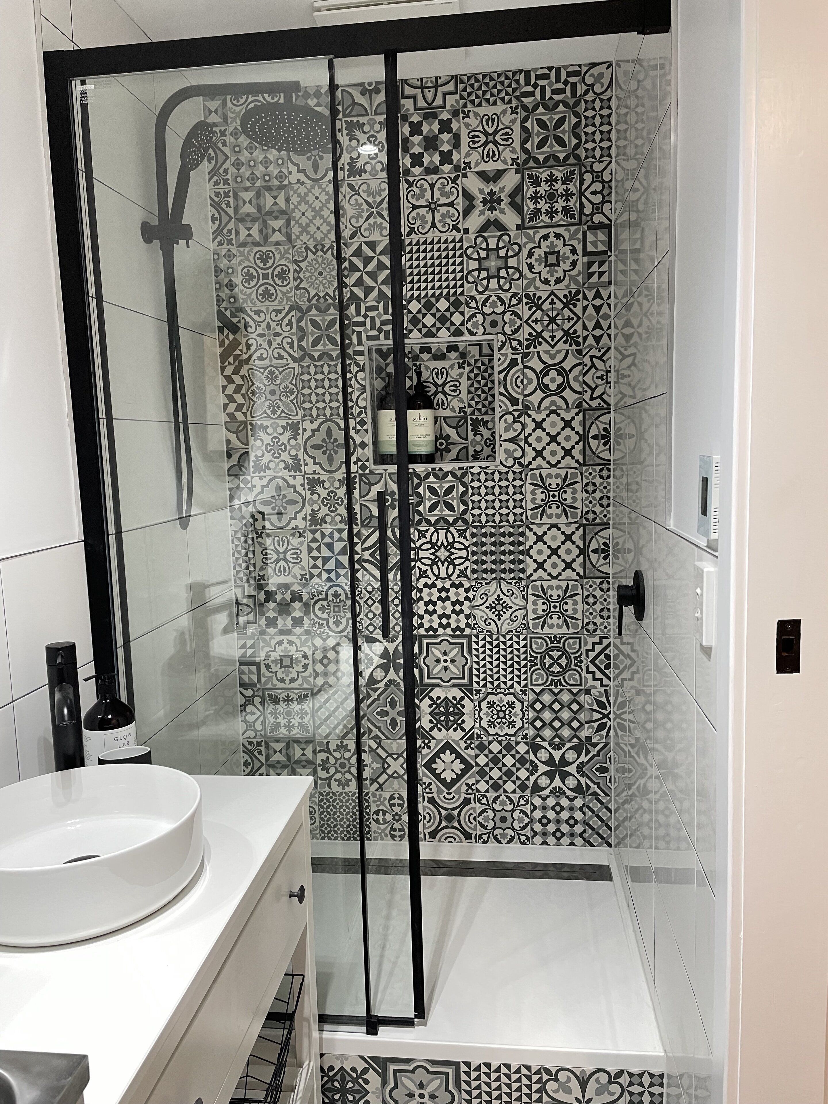 Derby Bank House Cabin- one bedroom with full kitchen — image 5