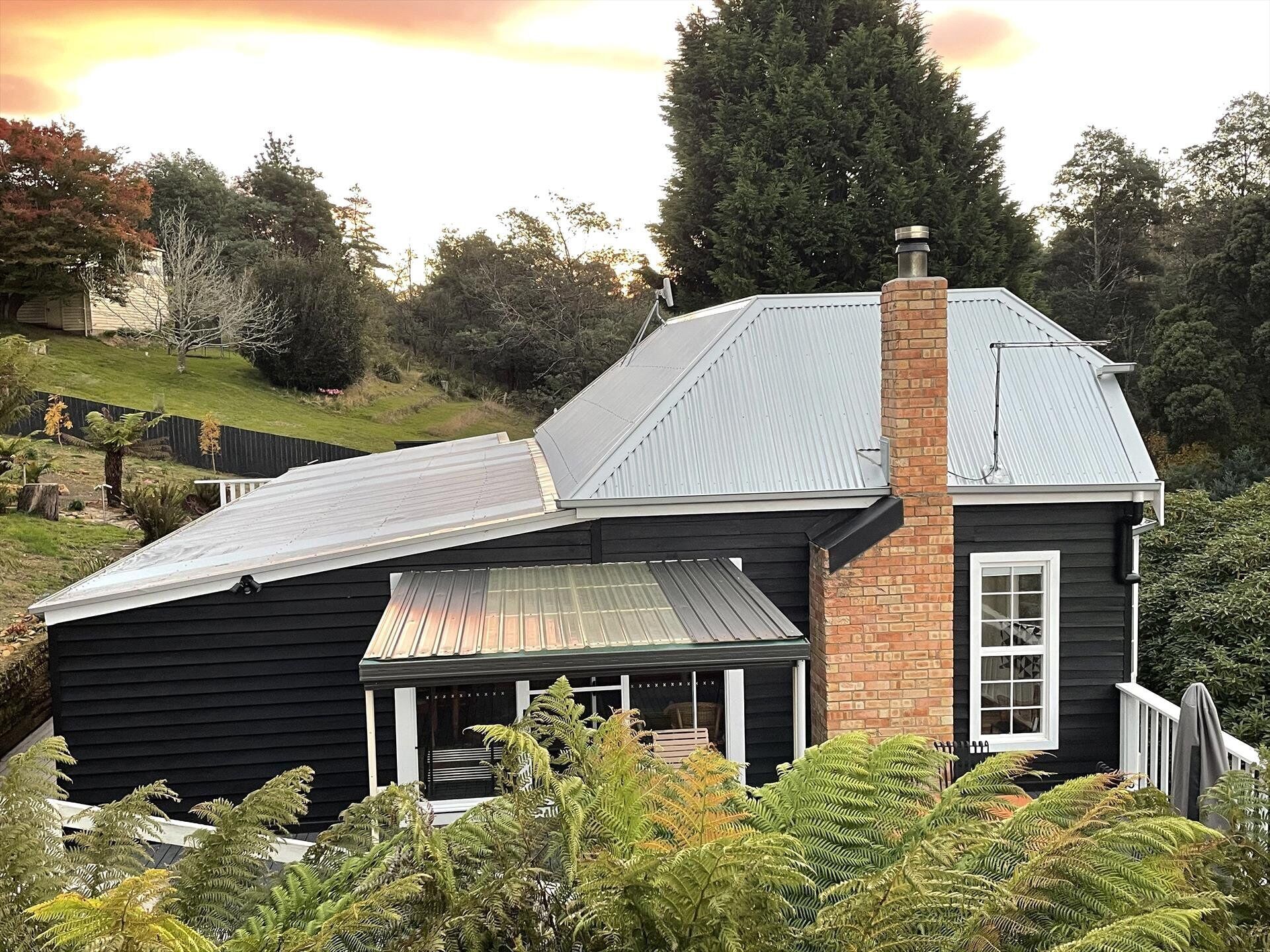 Derby Phoenix-great base for mountain biking, floating sauna or touring