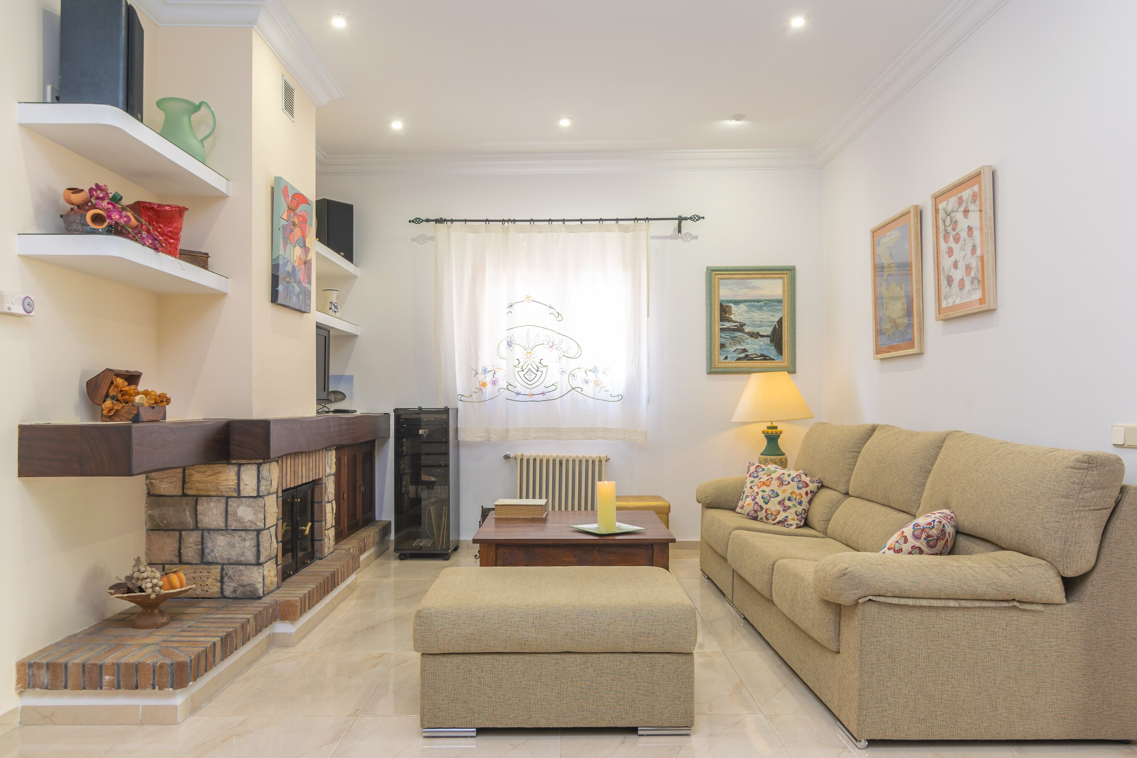 UNIO 36 - Beautiful house in the center of the island with private pool and free WiFi.