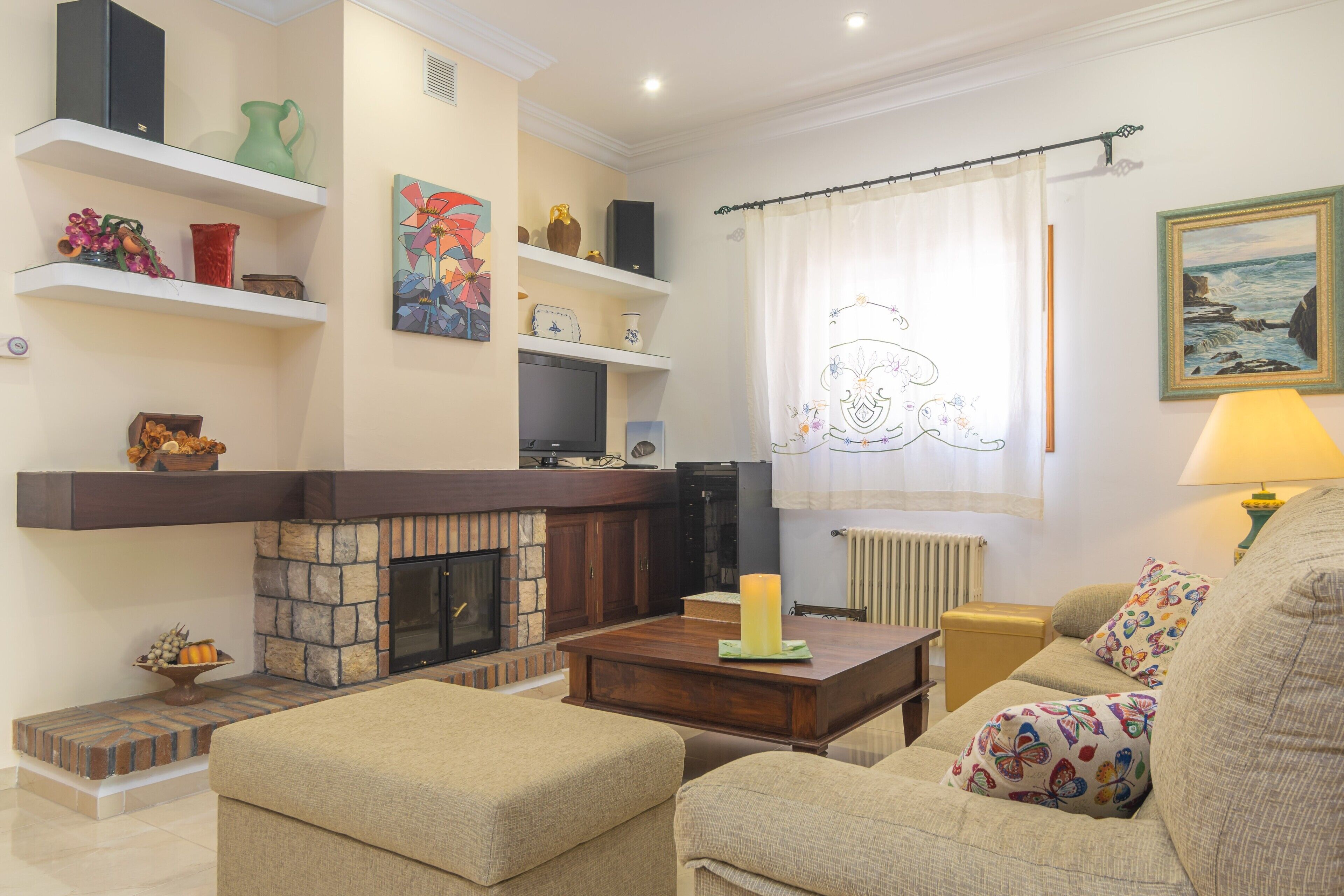 UNIO 36 - Beautiful house in the center of the island with private pool and free WiFi.