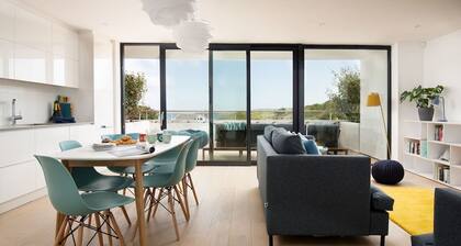 2 THE BAY - contemporary apartment with magnificent views over Coldingham Bay.