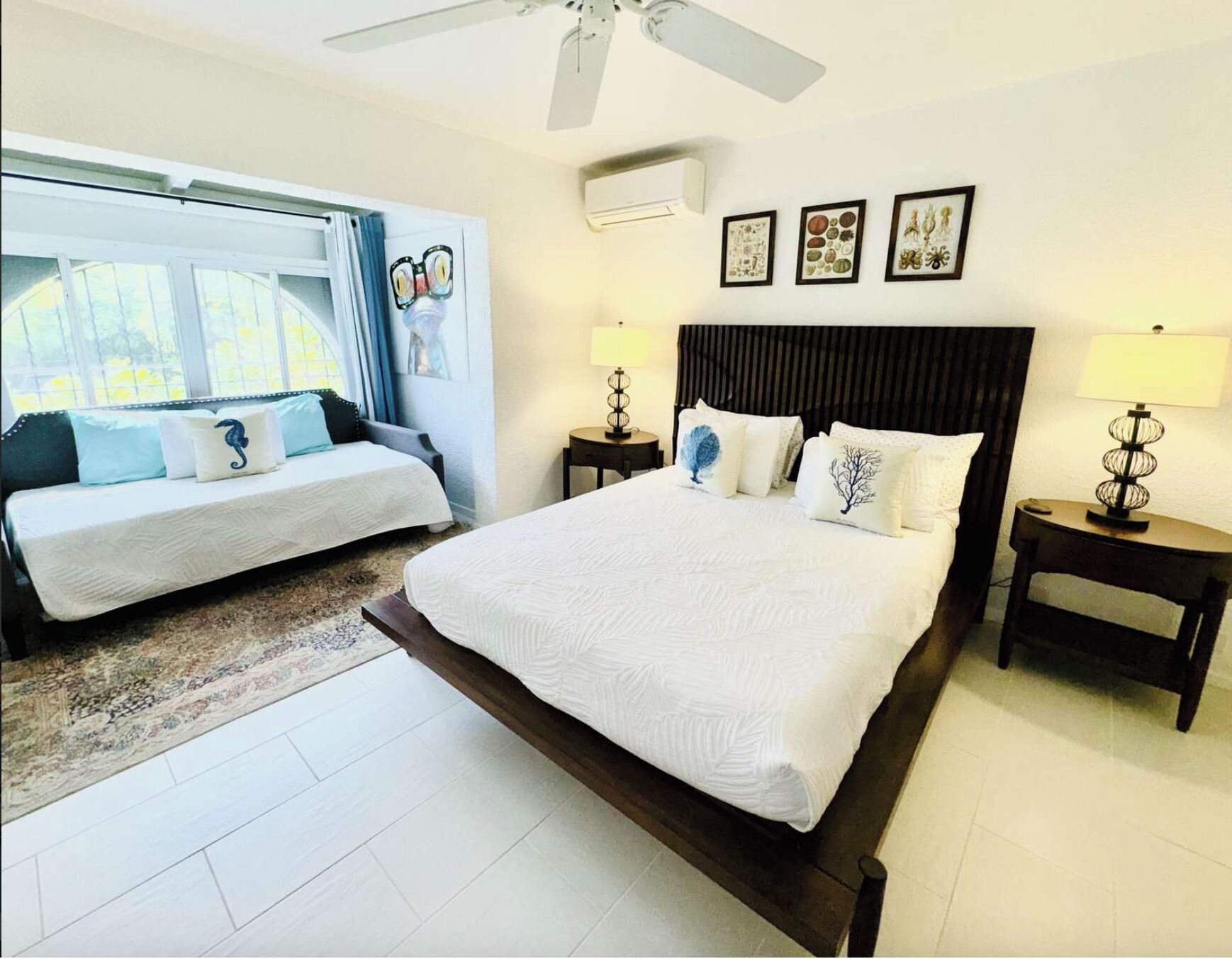 3 عدّة غرف نوم ومكتب وواي فاي مجانًا وملاءات أسرّة