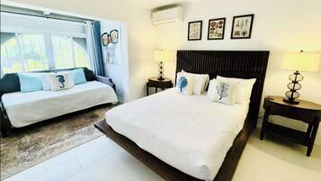 3 bedrooms, desk, free WiFi, bed sheets