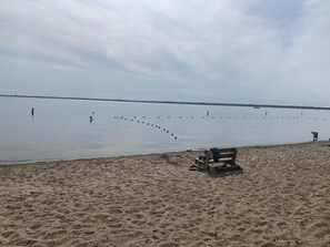Beach nearby, beach towels