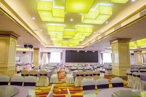 Unclassified image, 2 of 42, button - Guopeng International Hotel (Pingnan)