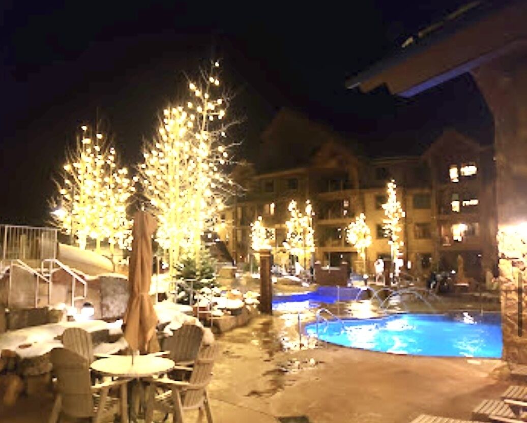 Indoor pool, outdoor pool