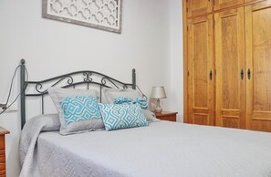 2 bedrooms, iron/ironing board, bed sheets - Apartment central las Canarias (Conil de la Frontera)