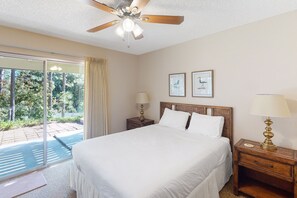 3 bedrooms, iron/ironing board, internet, bed sheets