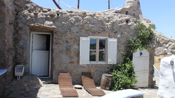 Unclassified image, 1 of 12, button - Pyrgi Artemis place - (Mikonos)